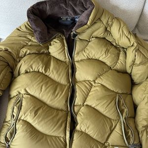 Mountain Hardwear Down Jacket